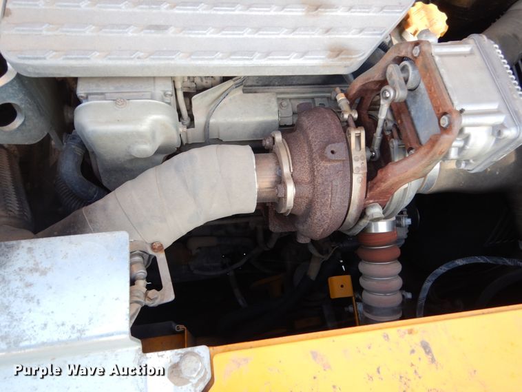 image for item FU9185 2014 JCB JS160 excavator