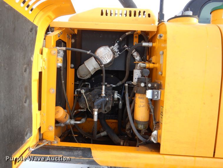 image for item FU9185 2014 JCB JS160 excavator