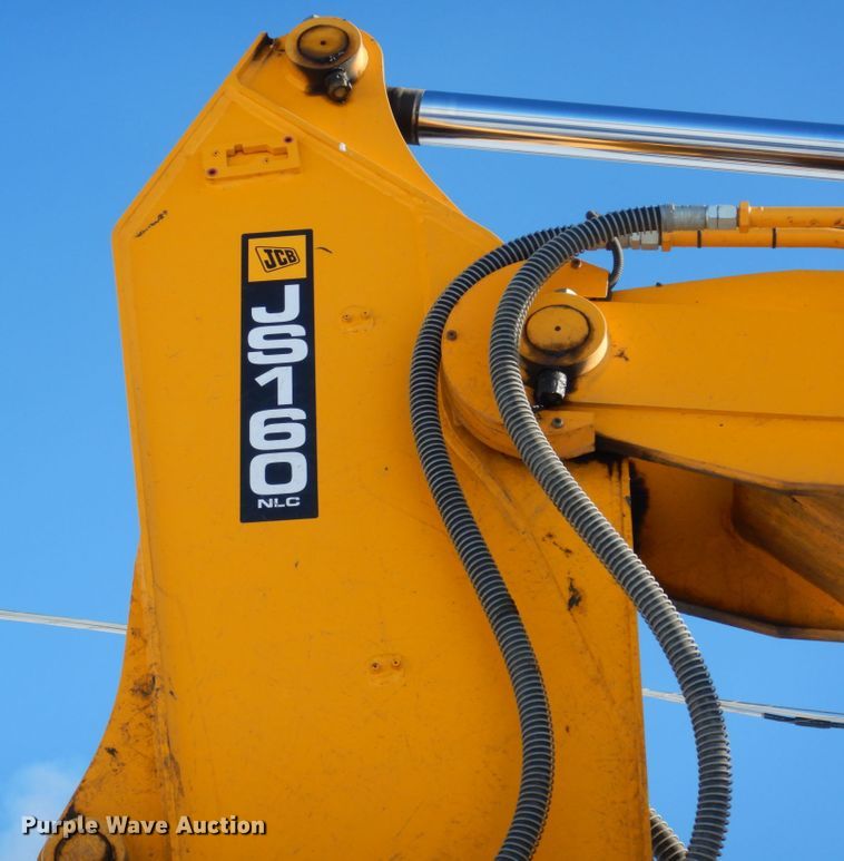 image for item FU9185 2014 JCB JS160 excavator