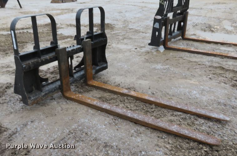 image for item GI9063 HLA HD55B0500 skid steer pallet forks