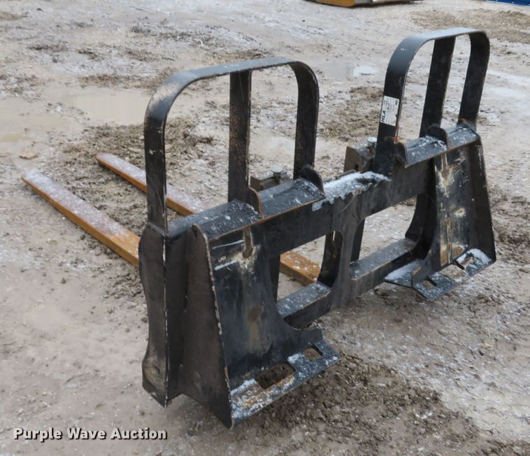 image for item GI9063 HLA HD55B0500 skid steer pallet forks