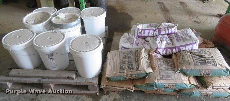 image for item GI9090 2017 MMLJ DB800 dustless media blaster