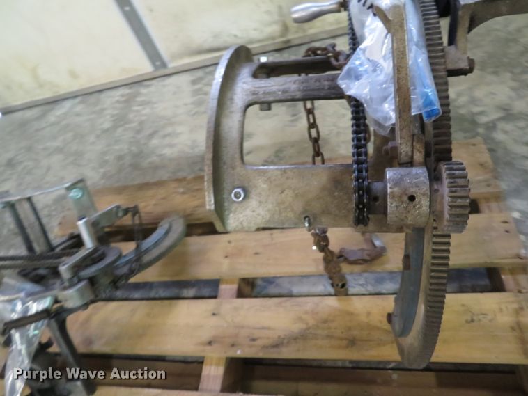image for item GI9098 (3) H&M Pipe Beveling Machine Co.