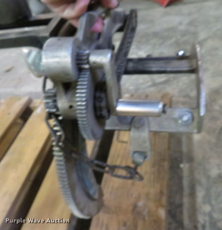 image for item GI9098 (3) H&M Pipe Beveling Machine Co.