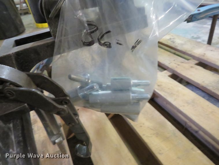 image for item GI9098 (3) H&M Pipe Beveling Machine Co.