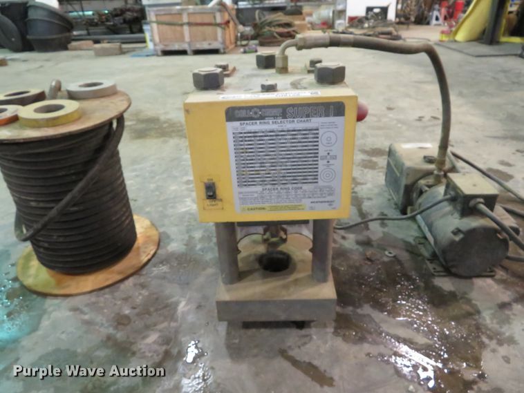 image for item GI9125 Coll-O-Crimp T420 Super I hose crimping machine