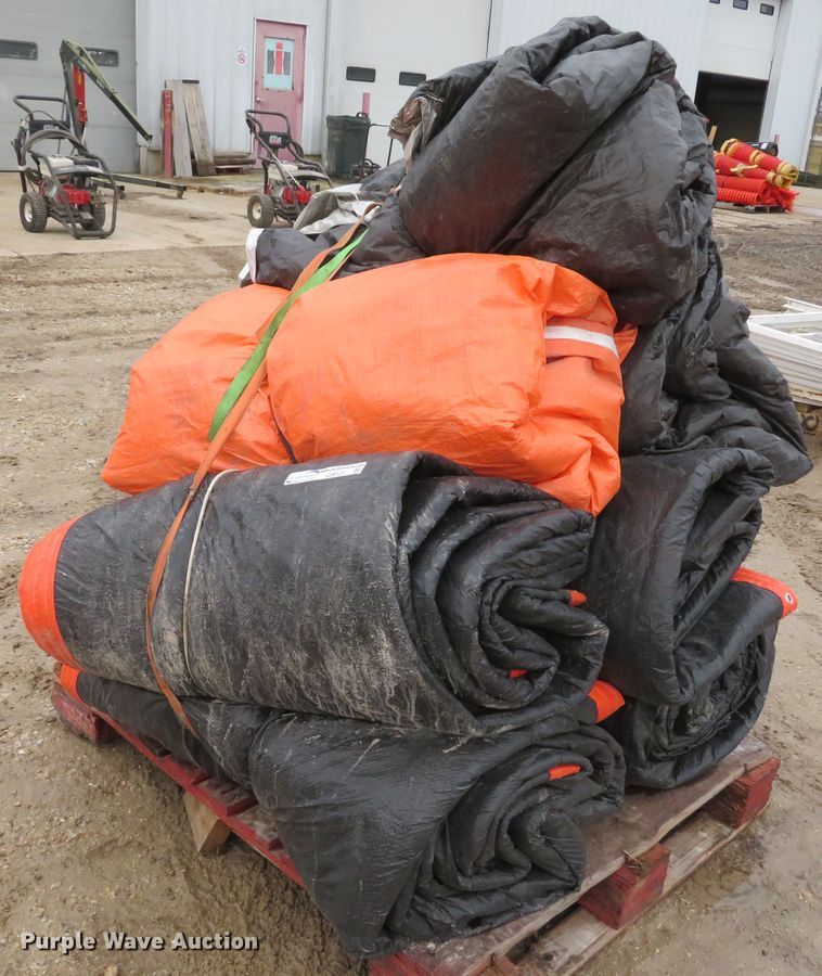 (7) concrete curing blankets in Troy, MO Item GI9131 sold Purple Wave