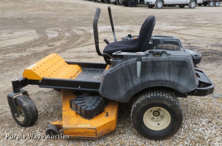 image for item GI9148 2014 Cub Cadet RZT-L lawn mower