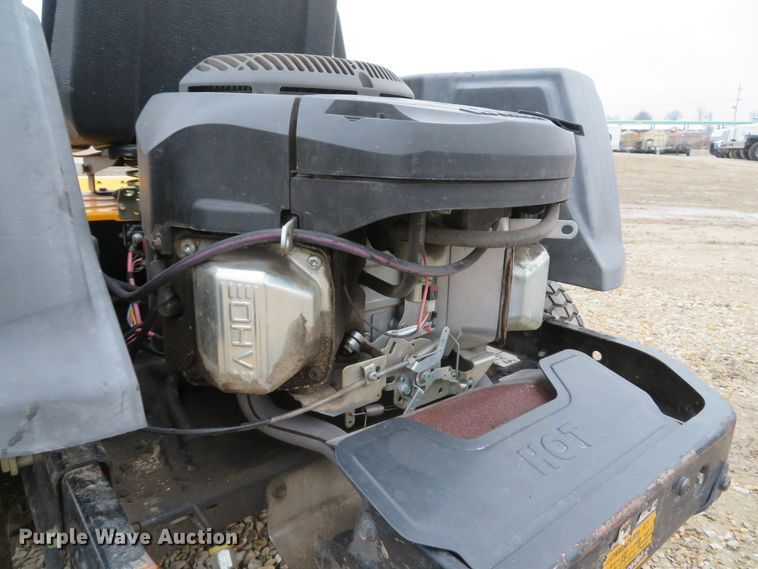 image for item GI9148 2014 Cub Cadet RZT-L lawn mower