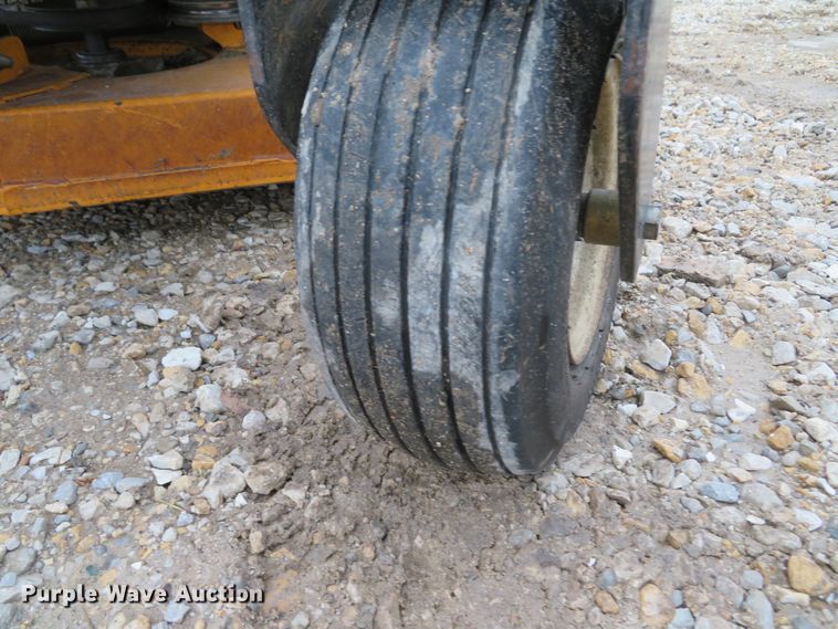 image for item GI9148 2014 Cub Cadet RZT-L lawn mower