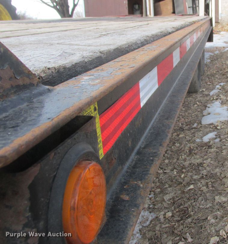 image for item DA8346 1991 Trail King TK20 equipment trailer