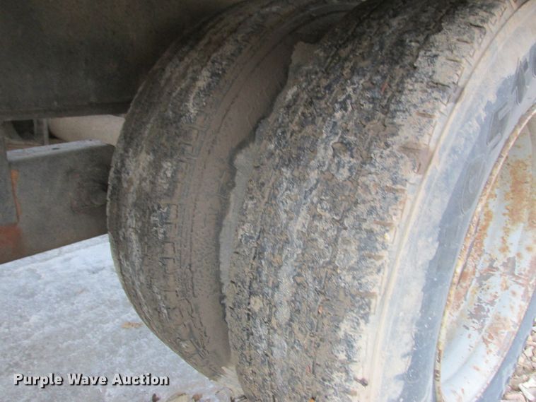 image for item DA8346 1991 Trail King TK20 equipment trailer