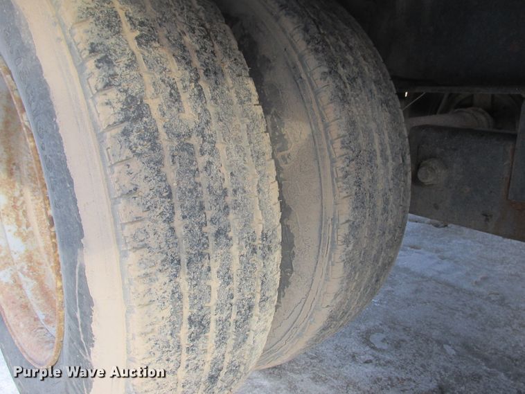 image for item DA8346 1991 Trail King TK20 equipment trailer