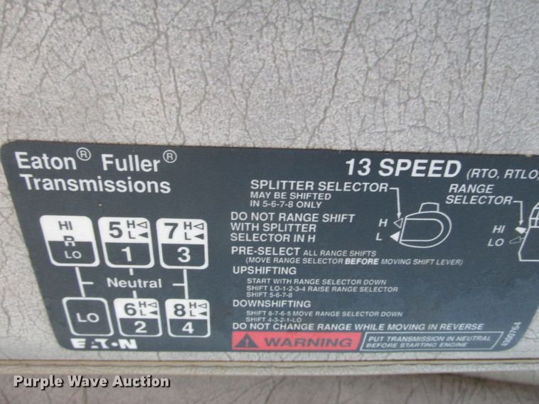 image for item DA8347 1995 Peterbilt 379 dump truck