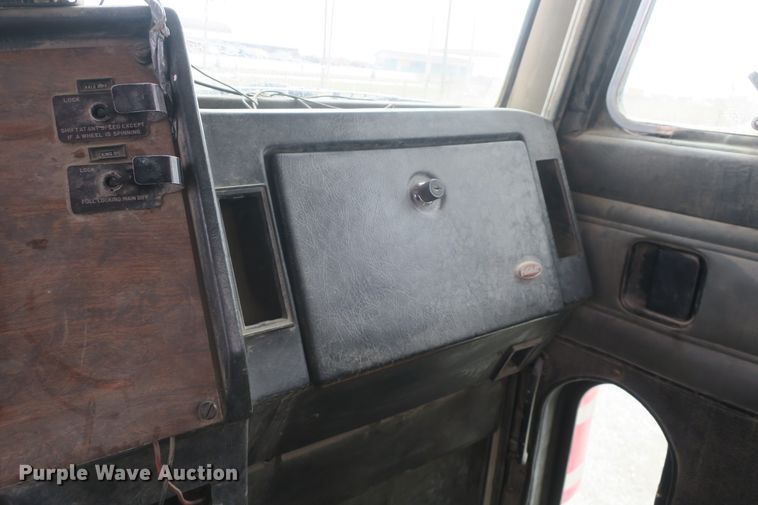 image for item DB10006 1998 Peterbilt 357 ready mix truck