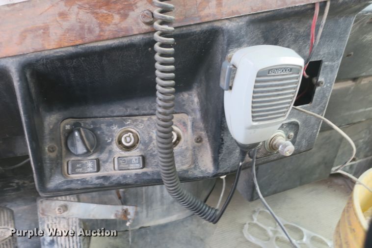 image for item DB10006 1998 Peterbilt 357 ready mix truck