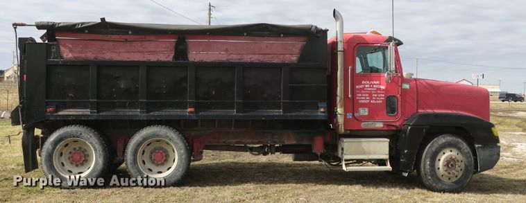 image for item DB10008 1993 Freightliner FLD dump truck