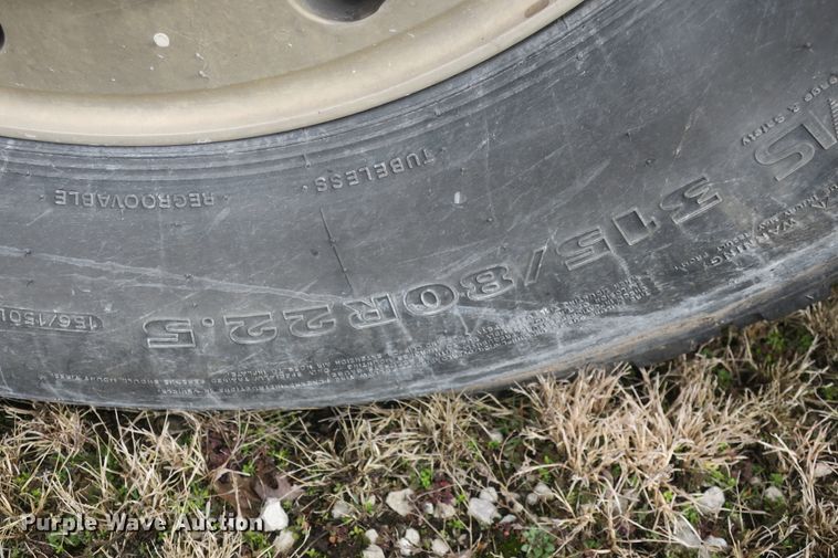 image for item DB10008 1993 Freightliner FLD dump truck