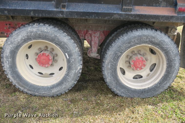 image for item DB10008 1993 Freightliner FLD dump truck