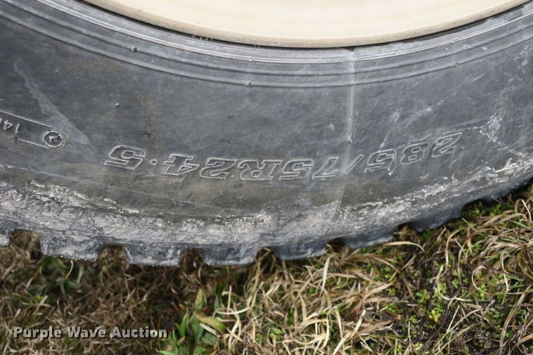 image for item DB10008 1993 Freightliner FLD dump truck