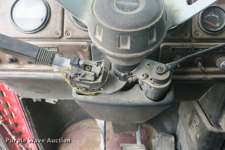 image for item DB10008 1993 Freightliner FLD dump truck