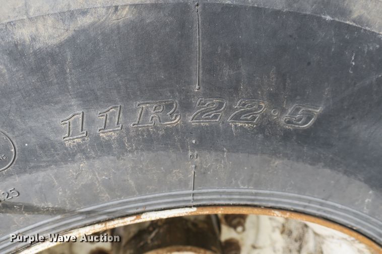 image for item DB10009 1990 Mack RD690S ready mix truck