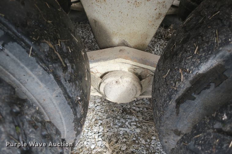 image for item DB10009 1990 Mack RD690S ready mix truck