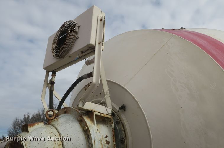 image for item DB10009 1990 Mack RD690S ready mix truck