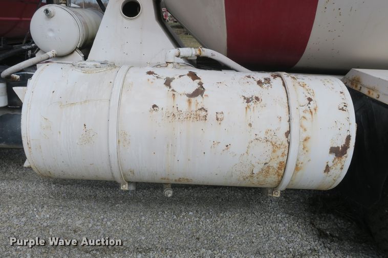 image for item DB10009 1990 Mack RD690S ready mix truck