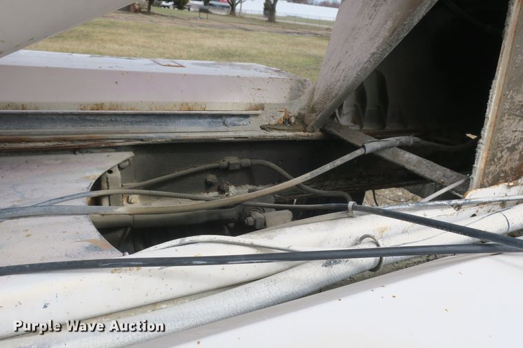 image for item DB10009 1990 Mack RD690S ready mix truck