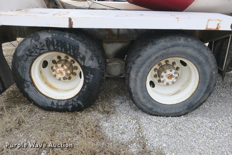 image for item DB10009 1990 Mack RD690S ready mix truck