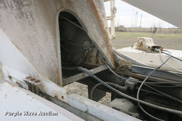 image for item DB10009 1990 Mack RD690S ready mix truck