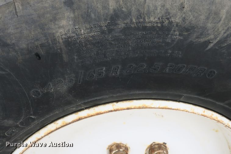 image for item DB10009 1990 Mack RD690S ready mix truck