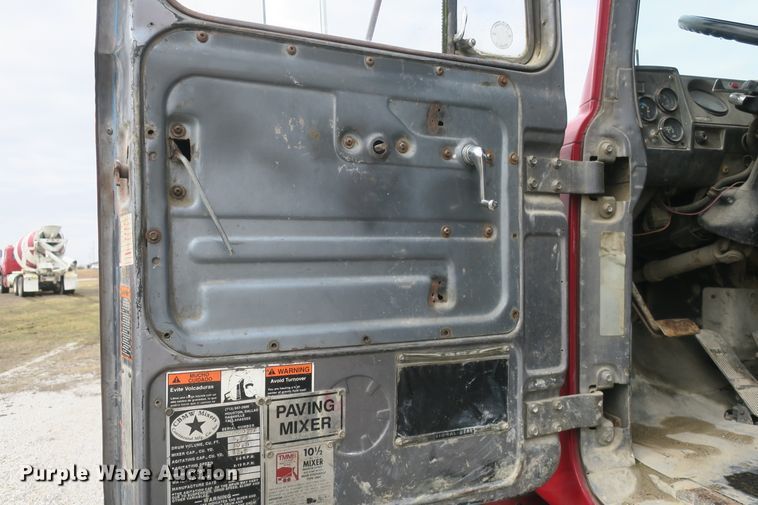 image for item DB10009 1990 Mack RD690S ready mix truck