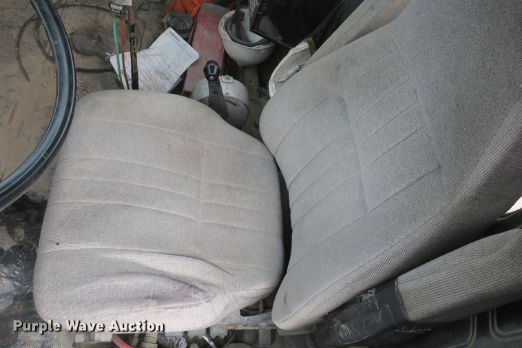 image for item DB10009 1990 Mack RD690S ready mix truck