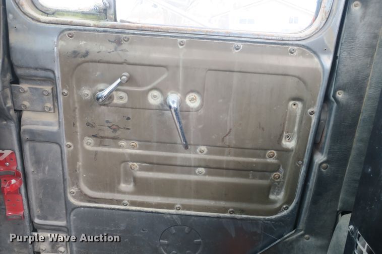 image for item DB10009 1990 Mack RD690S ready mix truck