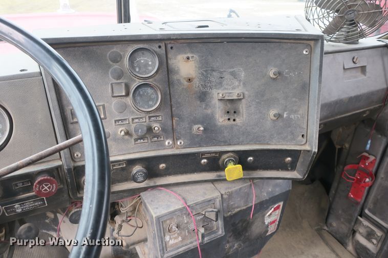 image for item DB10009 1990 Mack RD690S ready mix truck