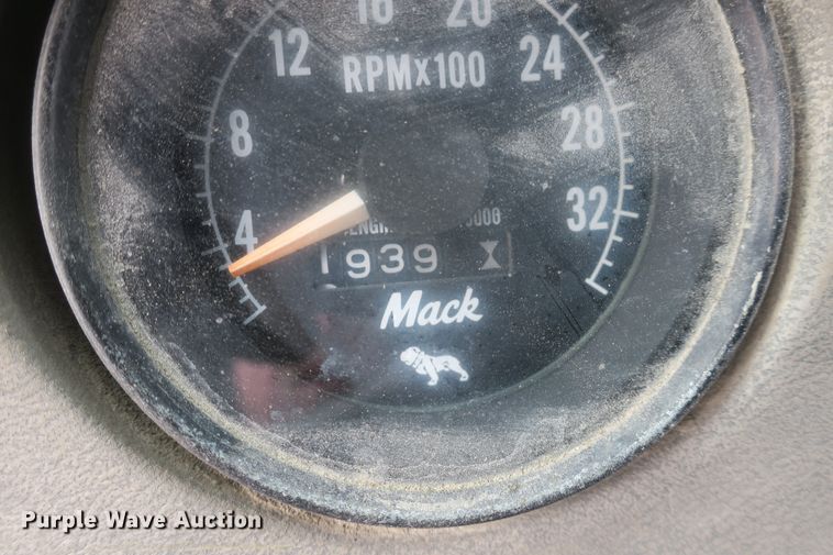 image for item DB10009 1990 Mack RD690S ready mix truck