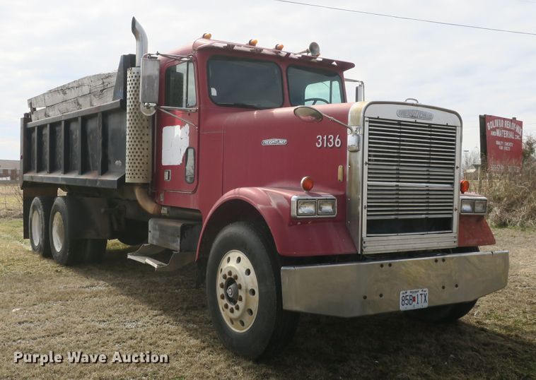 image for item DB10010 1985 Freightliner FLC dump truck