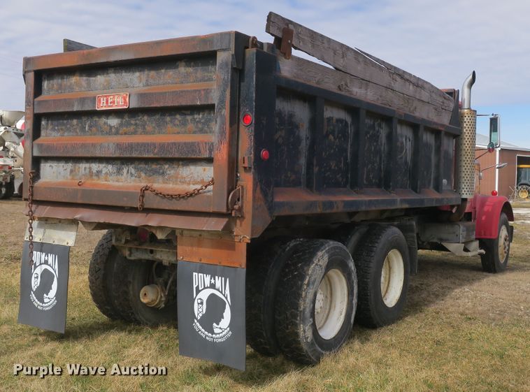 image for item DB10010 1985 Freightliner FLC dump truck