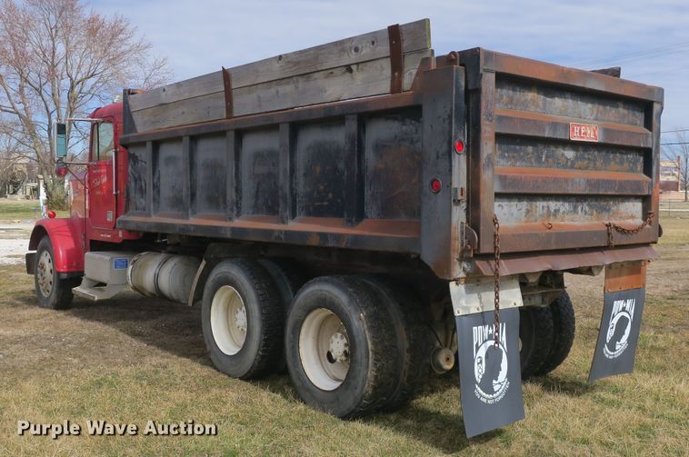 image for item DB10010 1985 Freightliner FLC dump truck