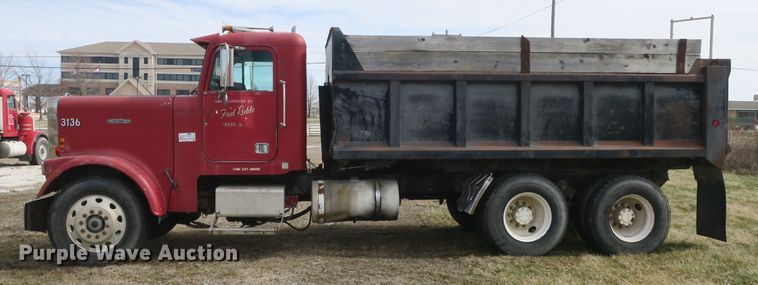 image for item DB10010 1985 Freightliner FLC dump truck