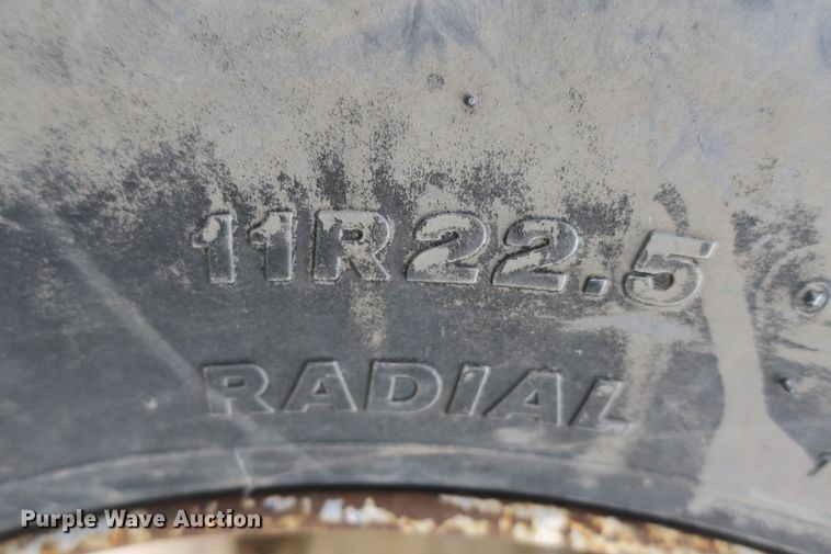 image for item DB10010 1985 Freightliner FLC dump truck