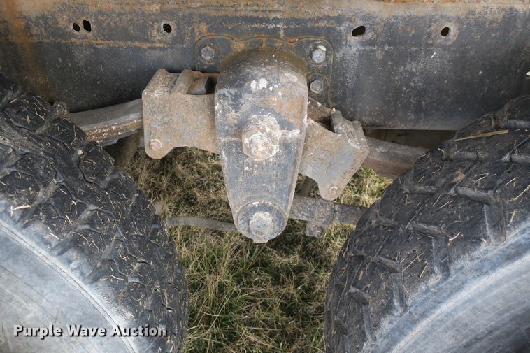 image for item DB10010 1985 Freightliner FLC dump truck