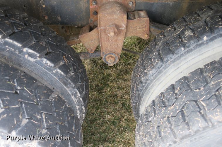 image for item DB10010 1985 Freightliner FLC dump truck