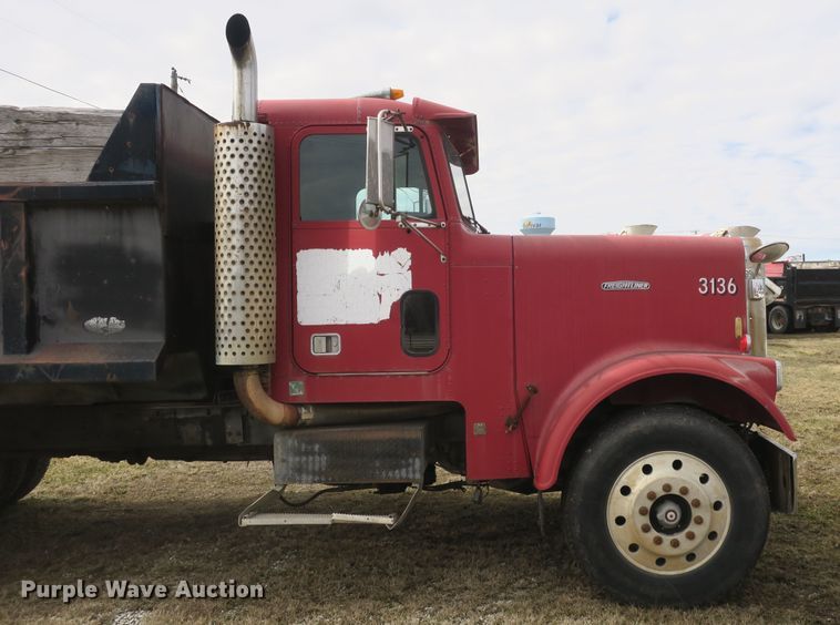 image for item DB10010 1985 Freightliner FLC dump truck