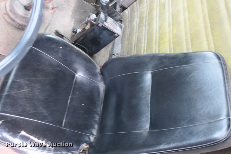 image for item DB10010 1985 Freightliner FLC dump truck