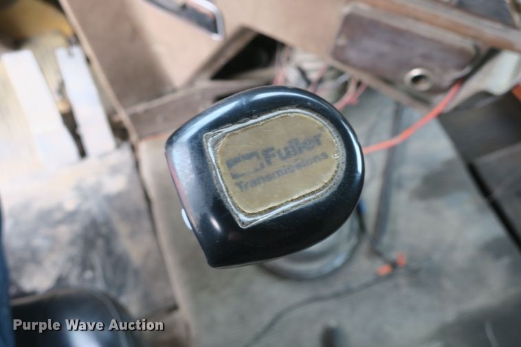 image for item DB10010 1985 Freightliner FLC dump truck