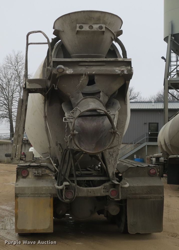 image for item DB10013 1992 Ford L9000 ready mix truck