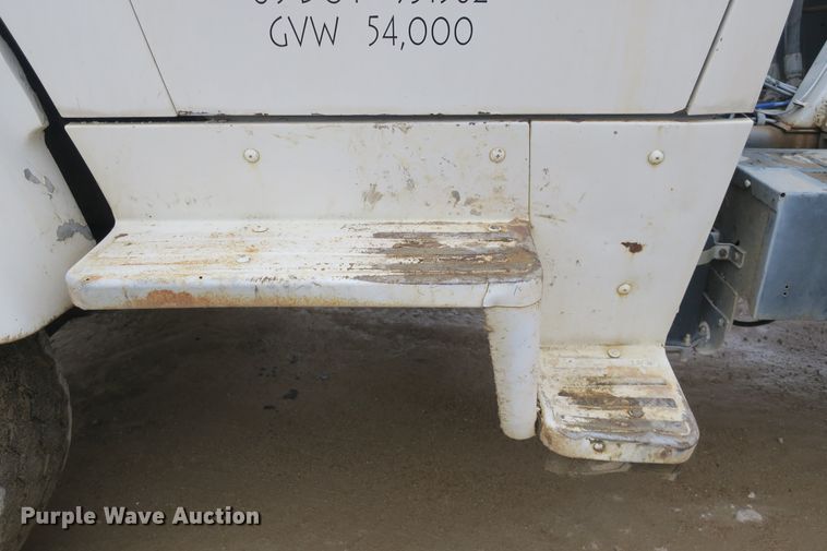 image for item DB10013 1992 Ford L9000 ready mix truck